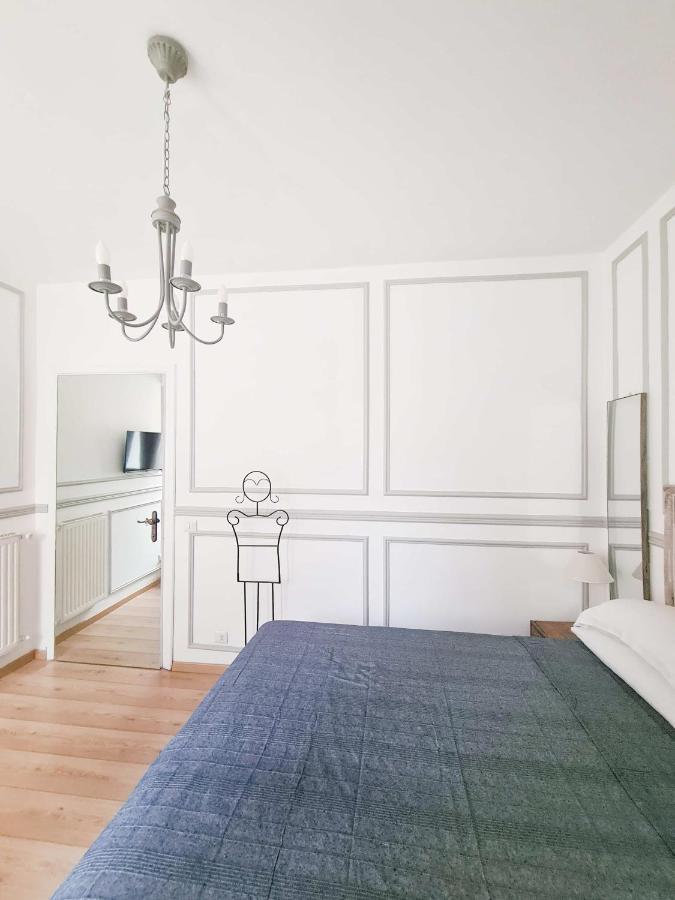 Via Vittoria Quattro Apartment Rome Exterior photo